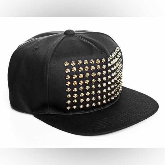 STAMPD’ Black Snapback Hat Gold Studs Spikes Cap Urban Streetwear - Picture 1 of 12